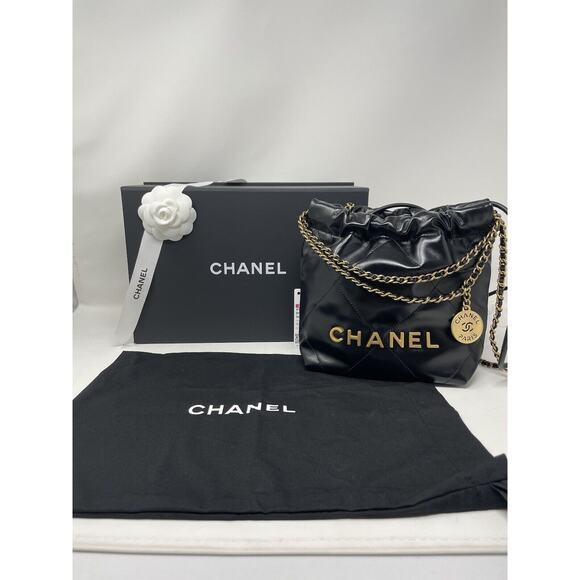 CHANEL Handbags - Chanel 22 Mini Bag Black NEW Hobo Tote Shopping Bag